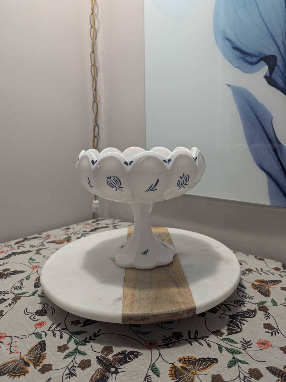 L. E. Smith "blue onion" dominion pedestal compote